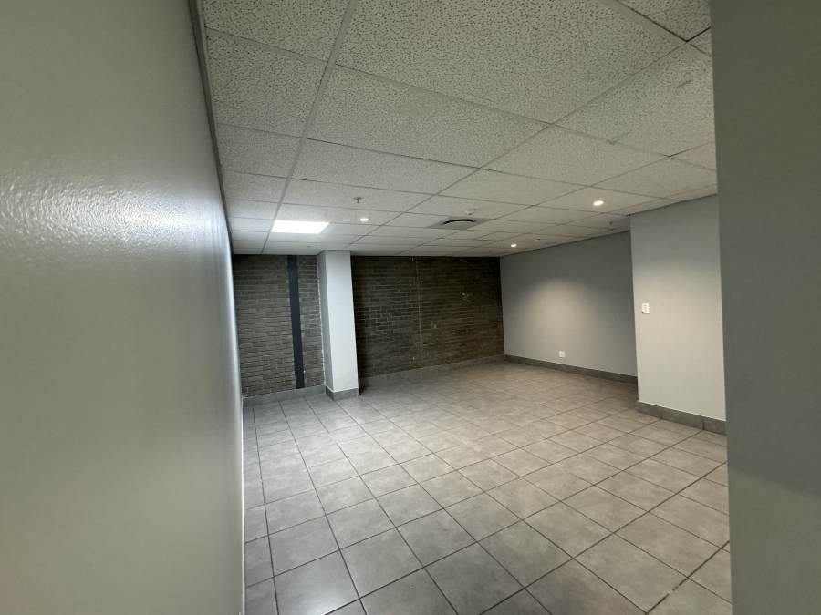 To Let commercial Property for Rent in Montague Gardens Western Cape